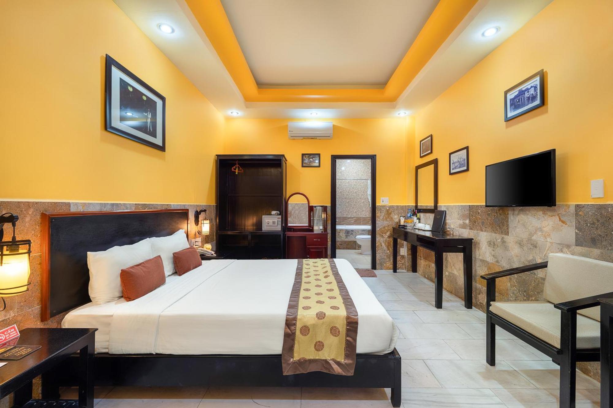 Golden Bell Homestay Hoi An Bagian luar foto