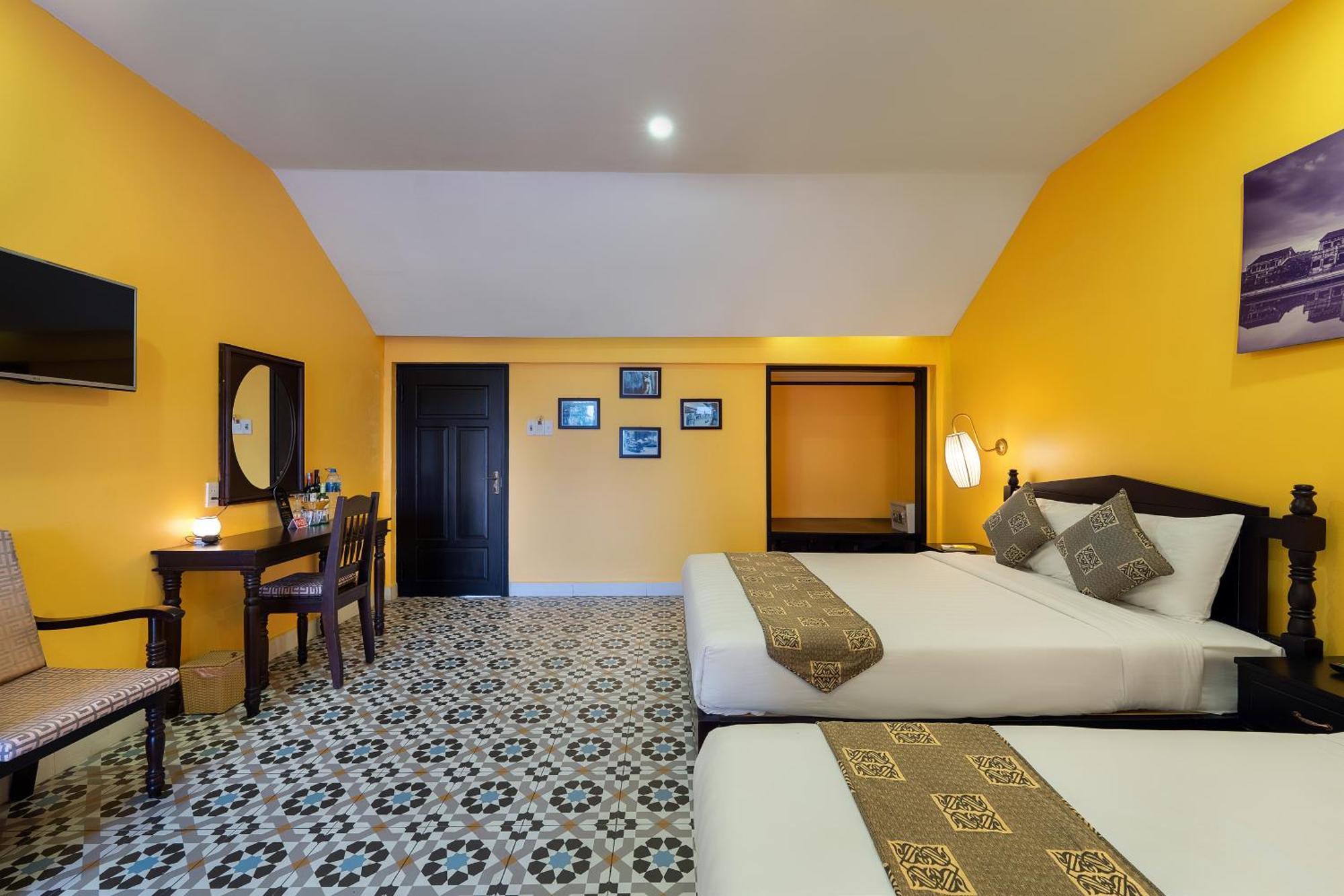 Golden Bell Homestay Hoi An Bagian luar foto